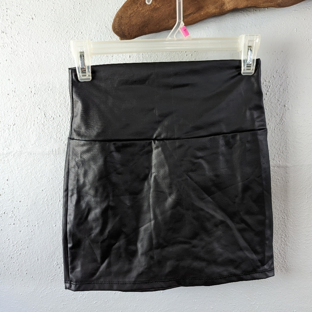 High waisted pleather mini skirt (never worn!)